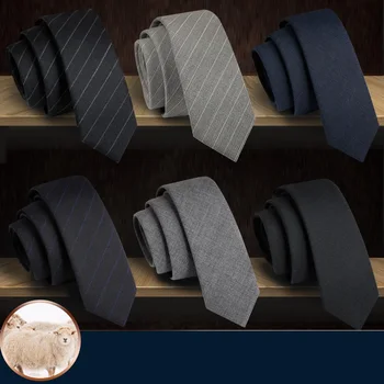 Высококачественные новые дизайнерские бренды, модные деловые повседневные 5 см Тонкие галстуки для мужчин, шерстяной галстук с подарочной коробкой, серый, черный